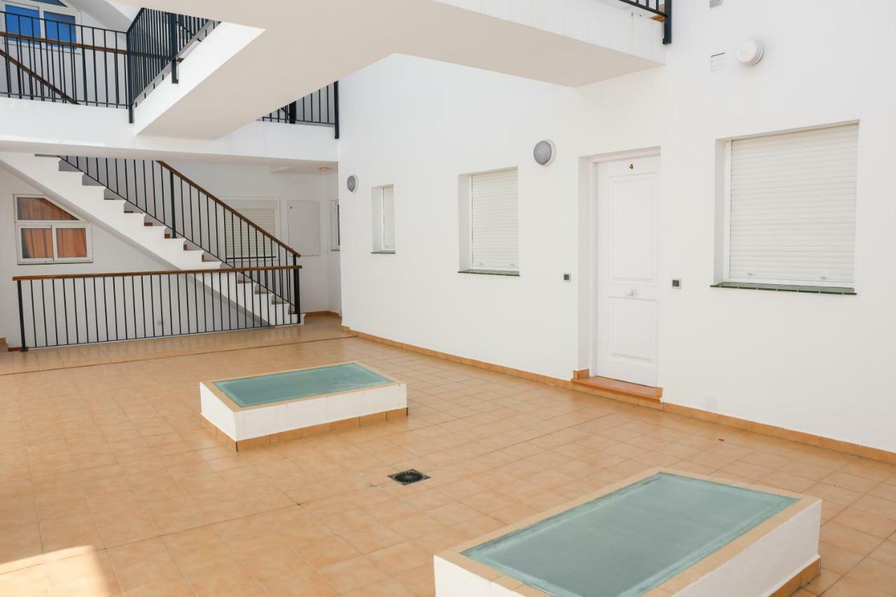 كونيل ذي لا فرونتيرا Apartamentos Perez Zara المظهر الخارجي الصورة