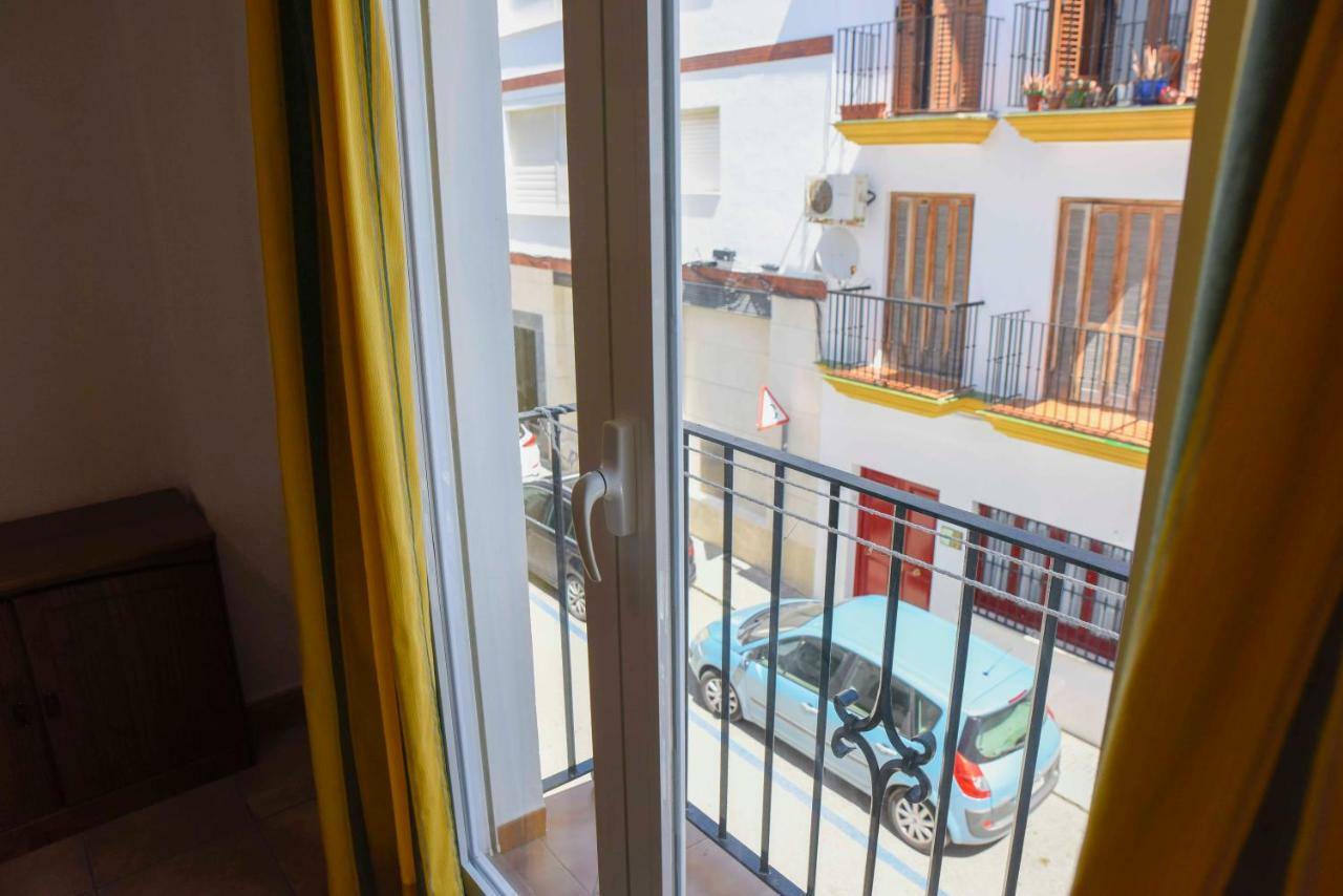 كونيل ذي لا فرونتيرا Apartamentos Perez Zara المظهر الخارجي الصورة