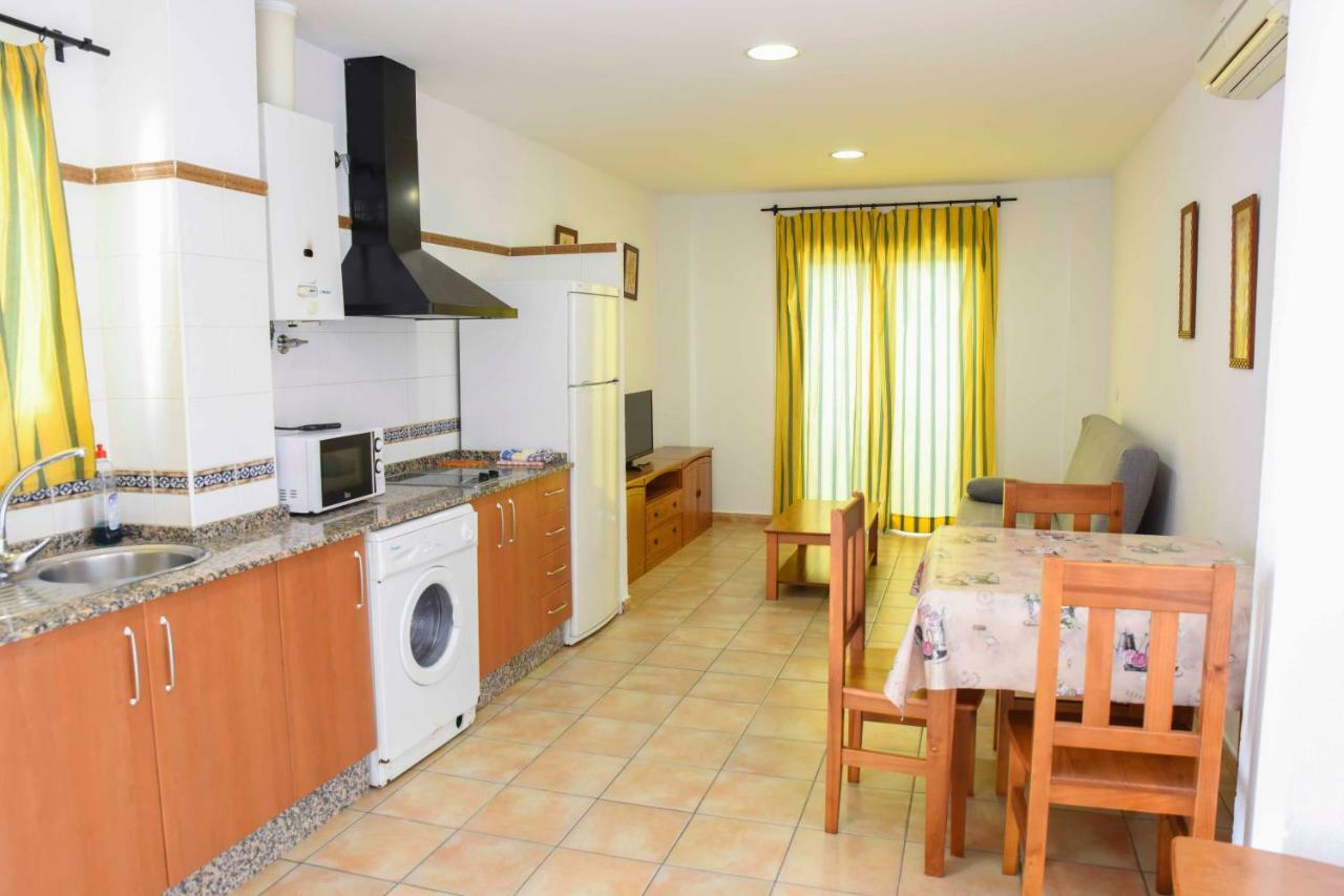 كونيل ذي لا فرونتيرا Apartamentos Perez Zara المظهر الخارجي الصورة
