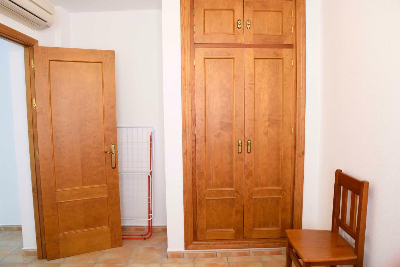 كونيل ذي لا فرونتيرا Apartamentos Perez Zara المظهر الخارجي الصورة