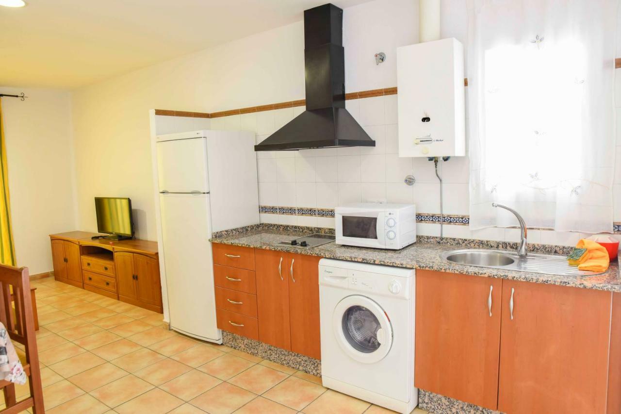 كونيل ذي لا فرونتيرا Apartamentos Perez Zara المظهر الخارجي الصورة